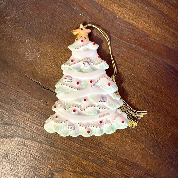 Lenox tree ornament, gold detailing - Picture 2 of 13